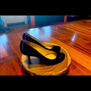 Prada Black Patent Pumps 37